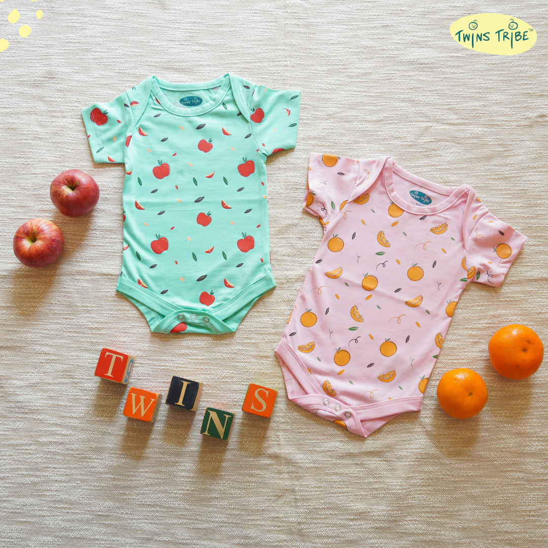 TwinsTribe Twins Onesie Set – Apples & Oranges