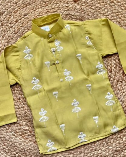 Mogra Mehendi – Green Embroidered Mul Chanderi Kurta Pajama & Three-Piece Palazzo Set for Twins– TwinsTribe X Chhutkan Diwali Edit